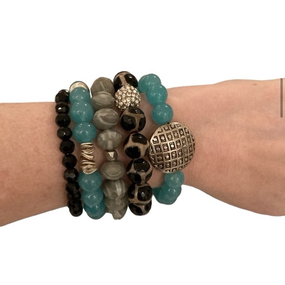 🔸NWT🔸 Gemstone Beaded Bracelet Set - Picture 2 of 16